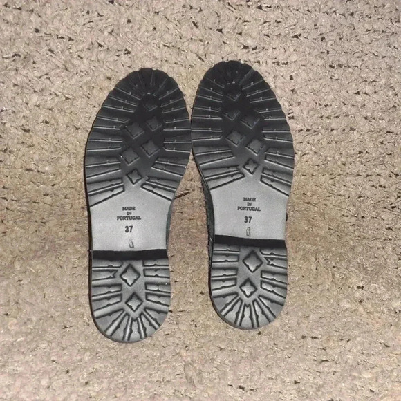 UNITY IN DIVERSITY-Black Hairy Suede-Silver Grommet Eyelets-Oxfords-Sz 37-NM - Picture 7 of 7